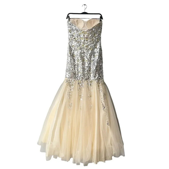 TONY BOWLS Strapless Prom Gown Long Beaded Sheer Mermaid Strapless Size 2 - Picture 4 of 8